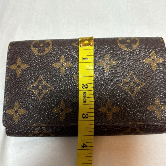 Louis Vuitton Wallett - Inside has some peeling please see photos - Picture 4 of 15